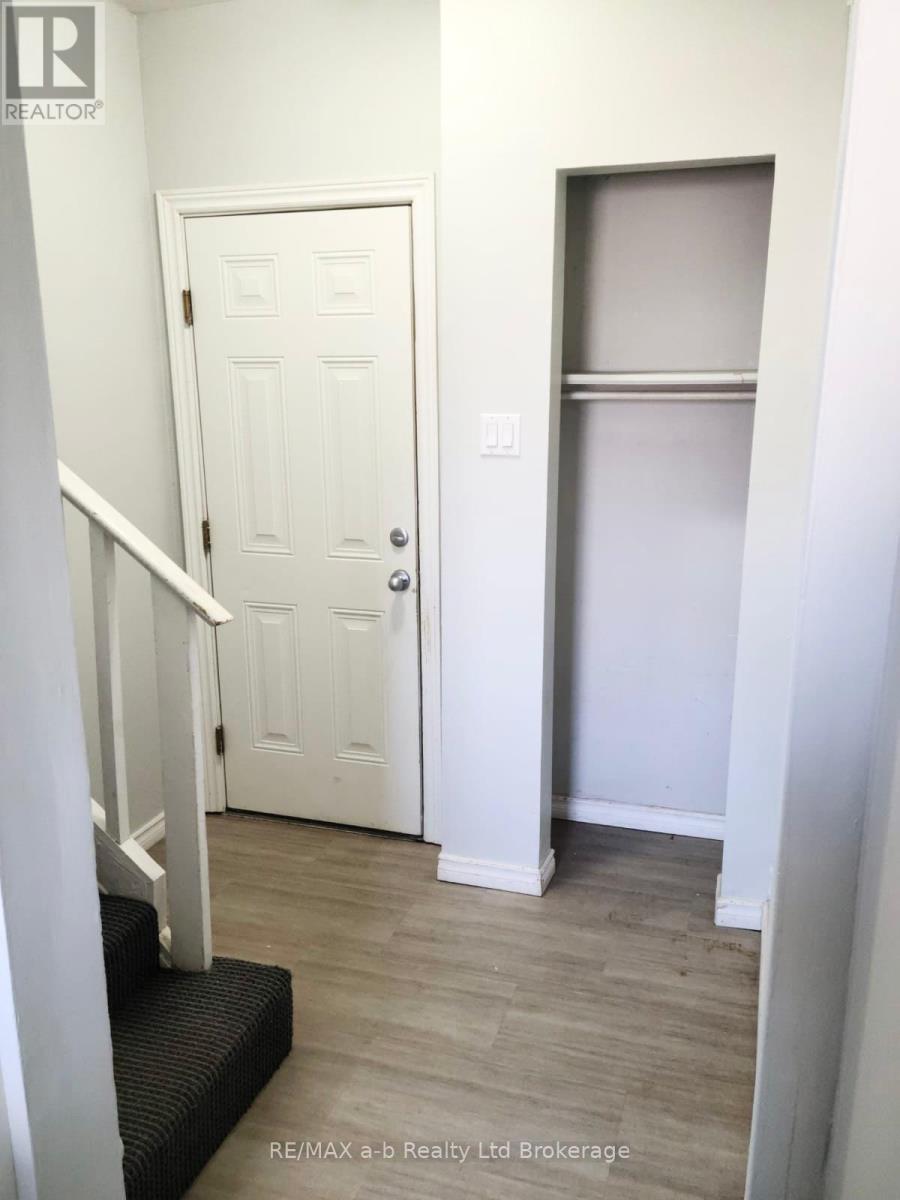2 - 26 Stanley Street, London South (South F), Ontario  N6C 1B1 - Photo 5 - X13698640