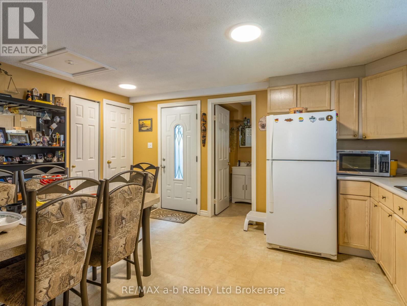 596101 Highway 59     18 Tropicana Crescent, East Zorra-Tavistock (Hidden Valley), Ontario  N4S 7W1 - Photo 5 - X13700972