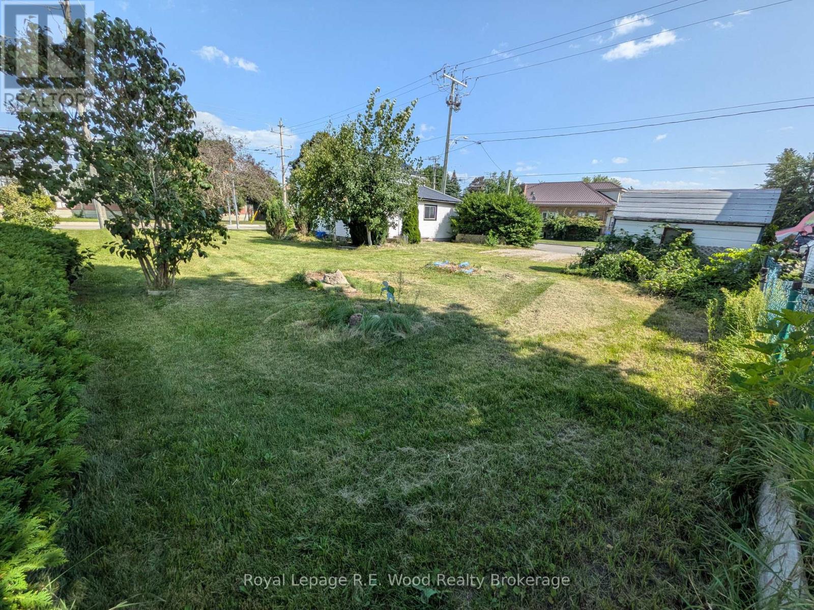 201 Tillson Avenue, Tillsonburg, Ontario  N4G 3B3 - Photo 3 - X13701190