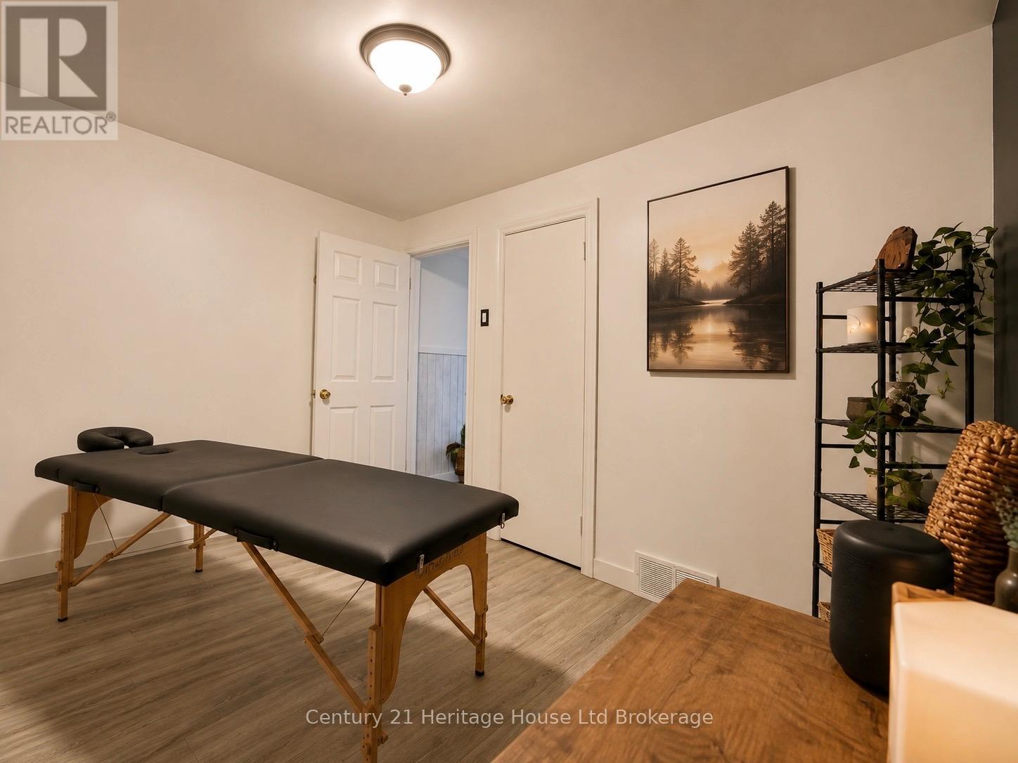 A - 54 Frontenac Road, London South (South T), Ontario  N5Z 3Y6 - Photo 24 - X13701636