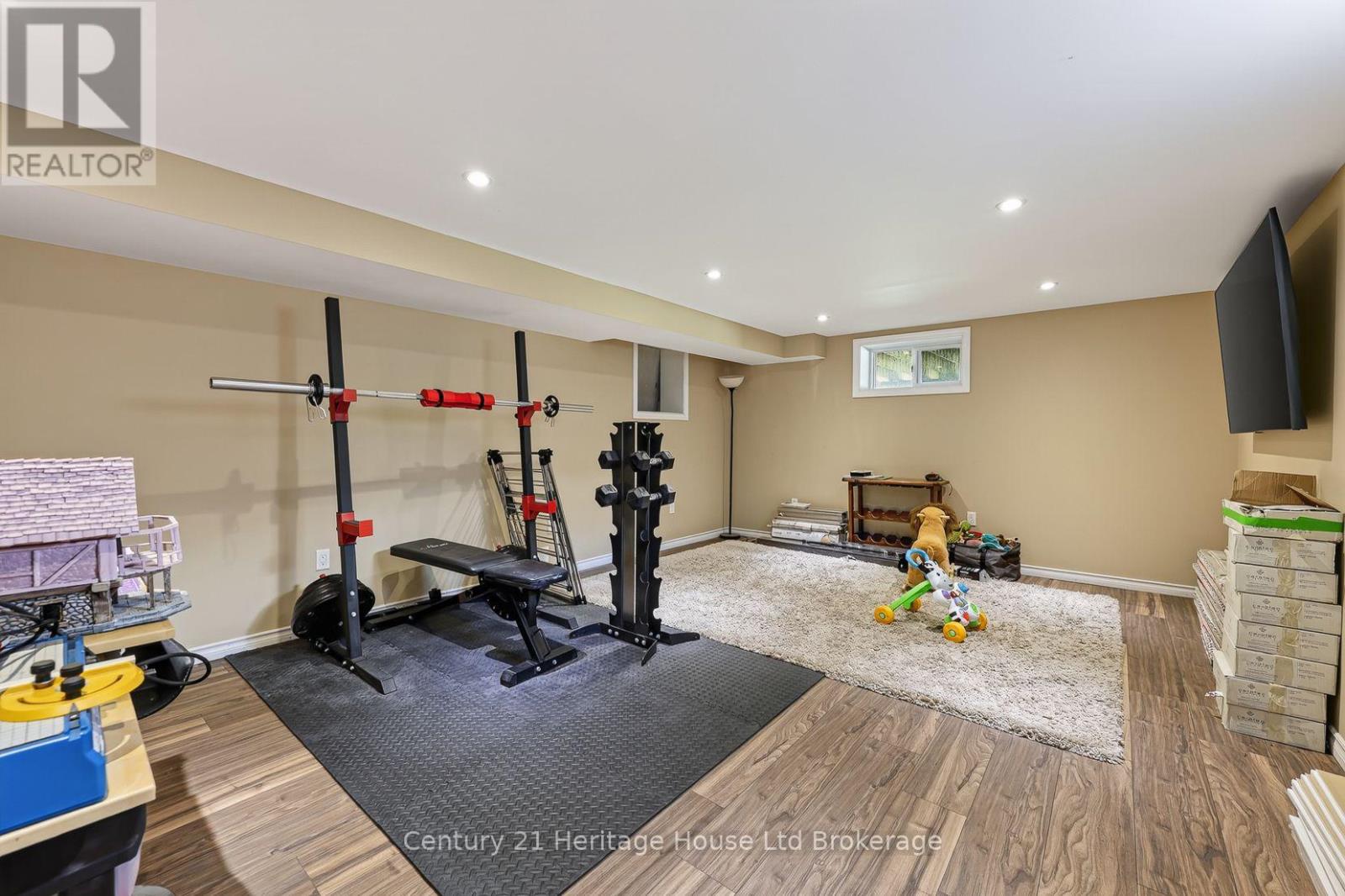 1037 Warwick Street, Woodstock (Woodstock - North), Ontario  N4S 4S3 - Photo 4 - X13702250
