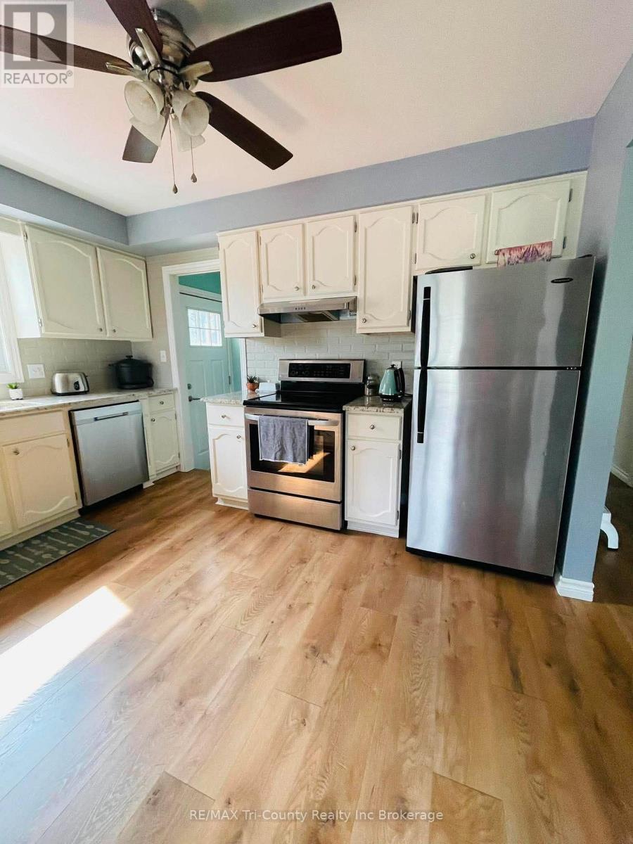 173 Carroll Street W, Strathroy-Caradoc (Sw), Ontario  N7G 3P8 - Photo 16 - X13703032