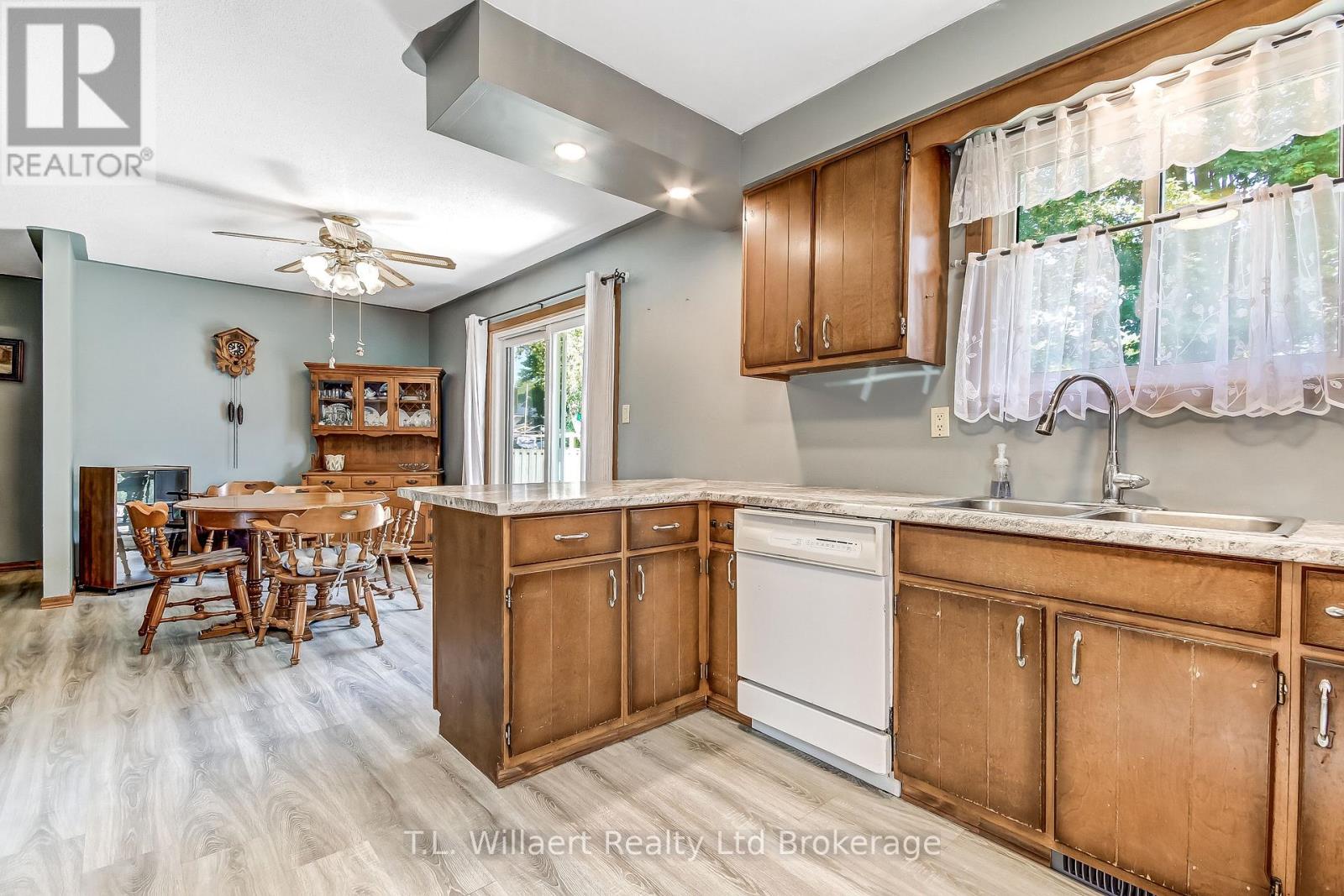 12 Alba Avenue, Tillsonburg, Ontario  N4G 4K1 - Photo 6 - X13707058