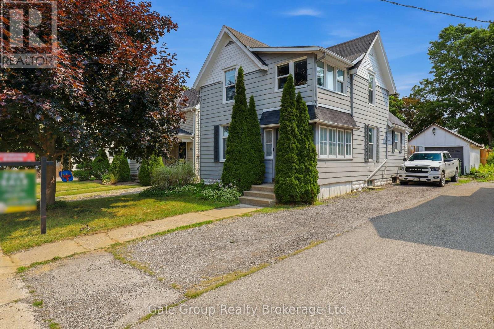 32 West Avenue, St. Thomas, Ontario  N5R 3P5 - Photo 2 - X13708142