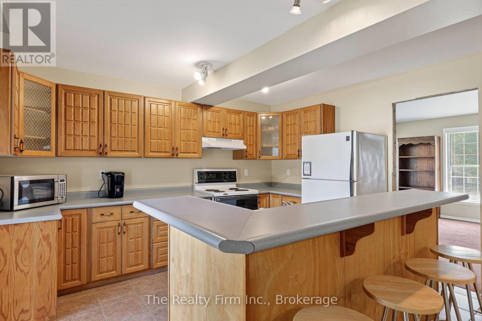 31 Marshall Drive, Norwich (Norwich Town), Ontario  N0J 1P0 - Photo 12 - X13709236