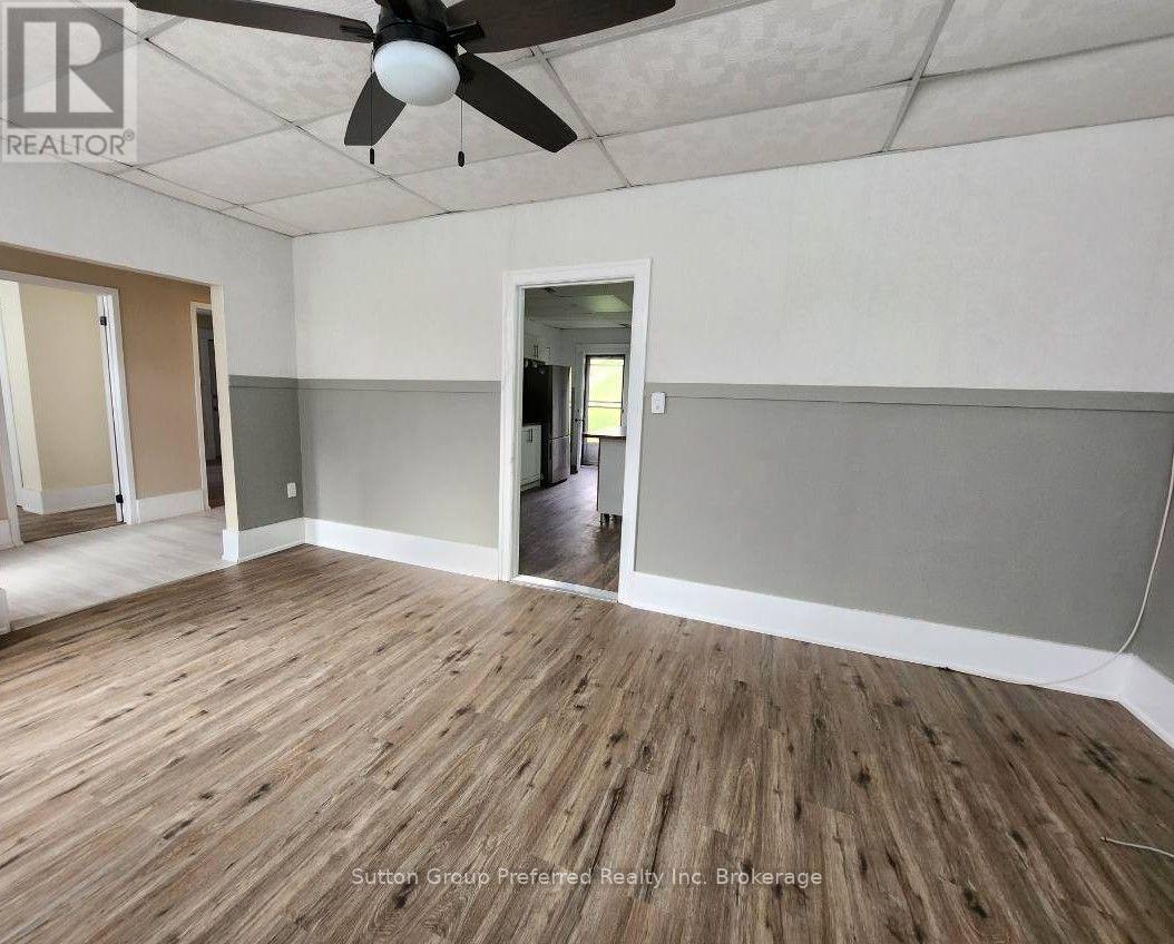 1792 Longwoods Road, Southwest Middlesex (Wardsville), Ontario  N0L 2N9 - Photo 6 - X13709668
