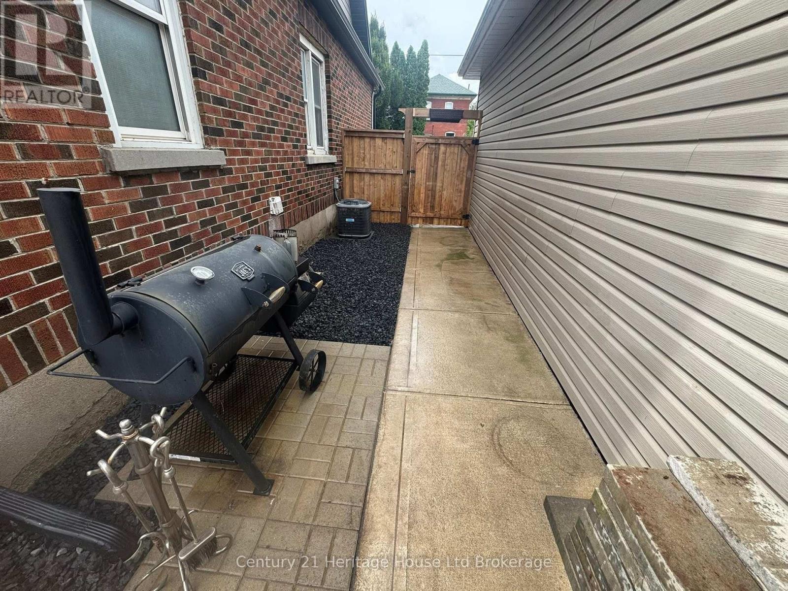 87 Bay Street, Woodstock (Woodstock - South), Ontario  N4S 3K7 - Photo 23 - X13710252