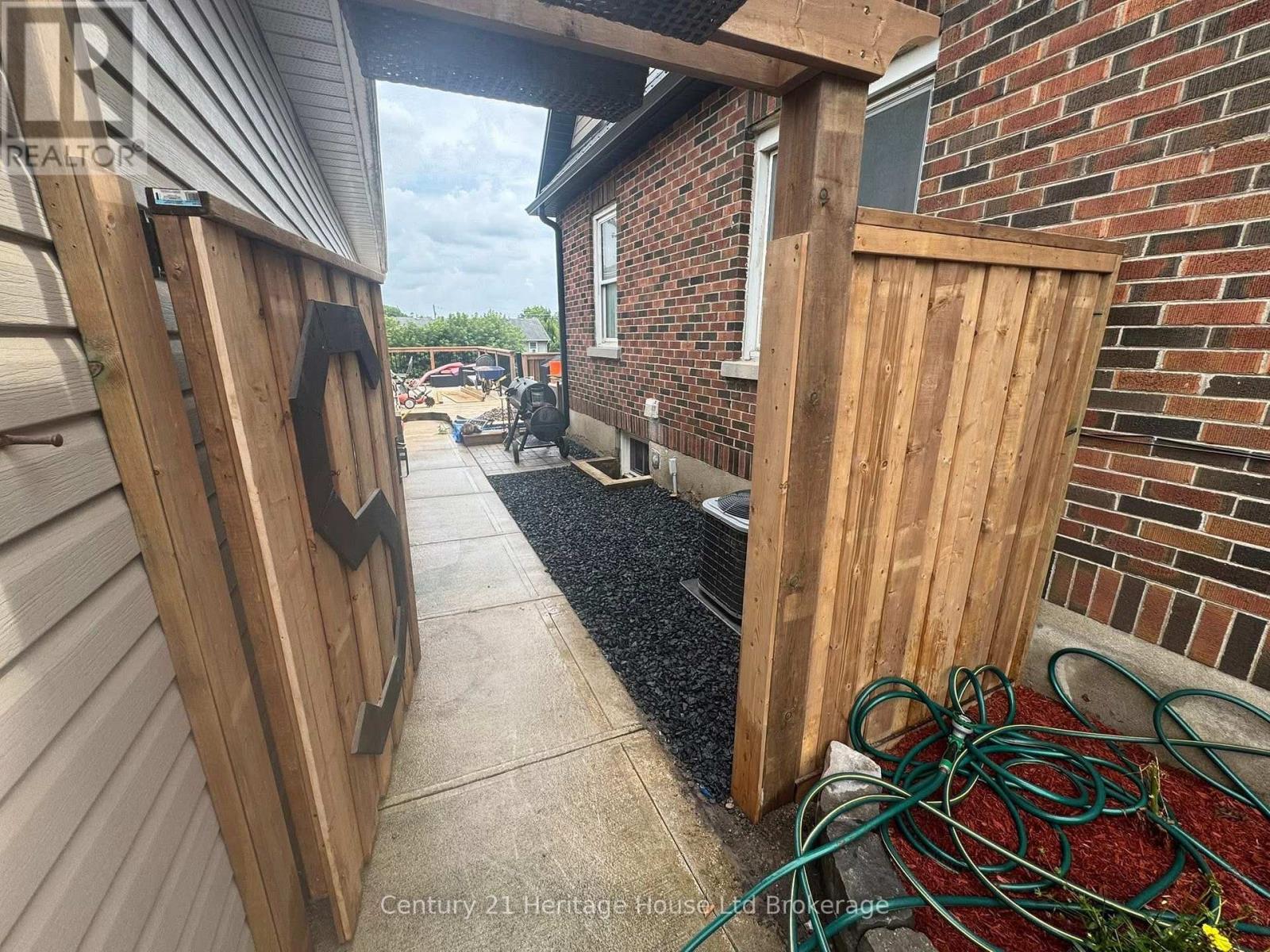 87 Bay Street, Woodstock (Woodstock - South), Ontario  N4S 3K7 - Photo 24 - X13710252