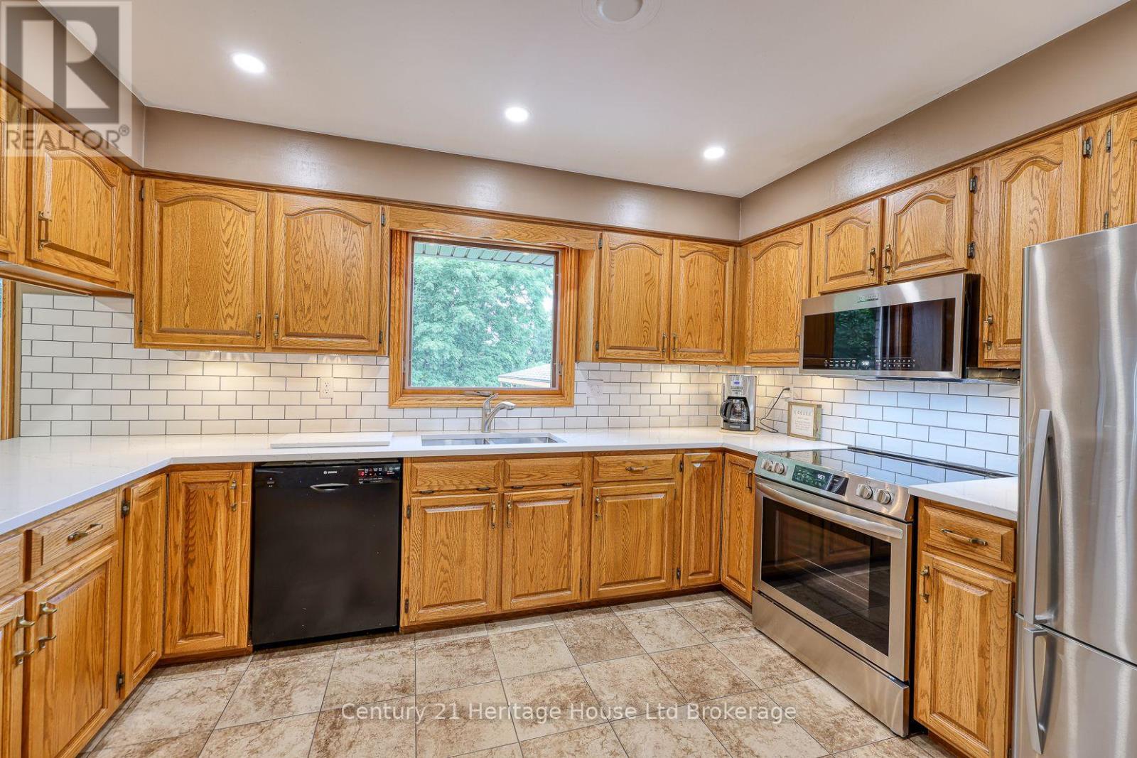 81 Glenn Avenue N, South-West Oxford (Sweaburg), Ontario  N4S 7V6 - Photo 10 - X13710808