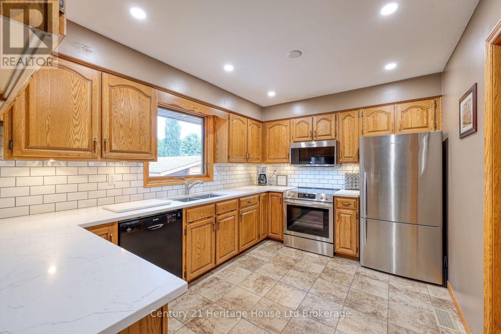 81 Glenn Avenue N, South-West Oxford (Sweaburg), Ontario  N4S 7V6 - Photo 11 - X13710808