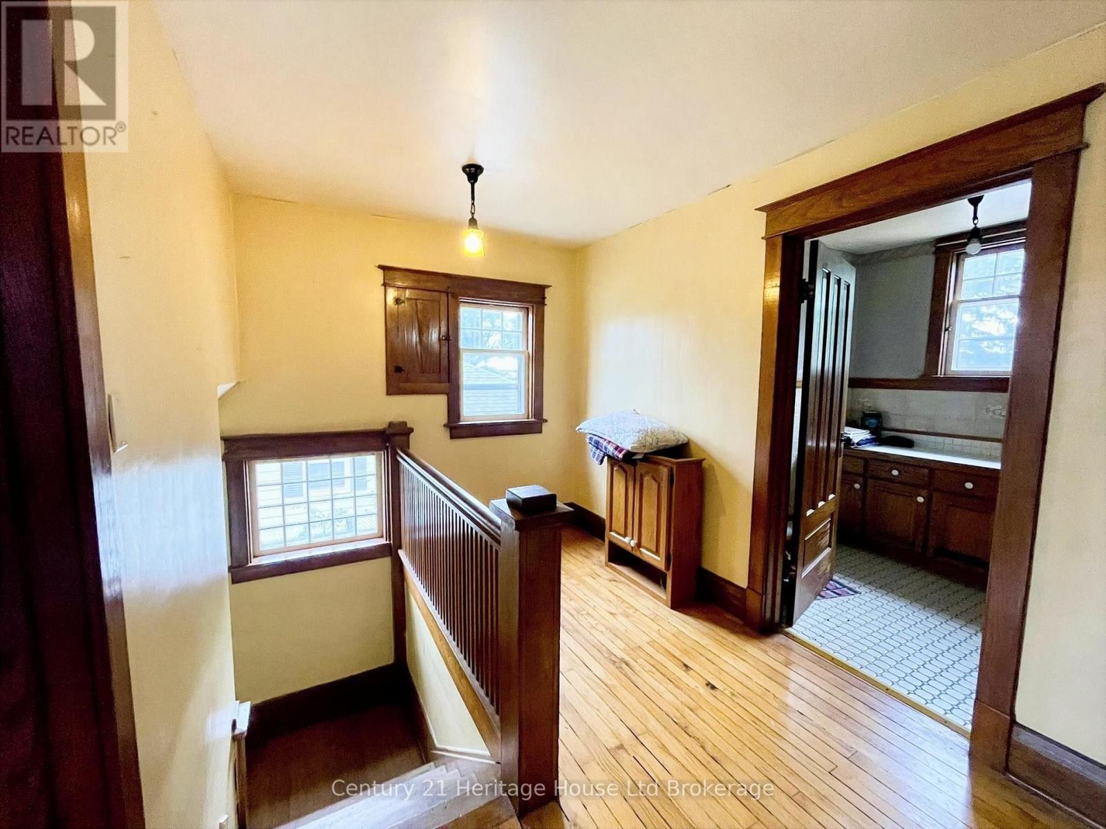 11 Adams Street, Norfolk (Courtland), Ontario  N0J 1E0 - Photo 12 - X13711030