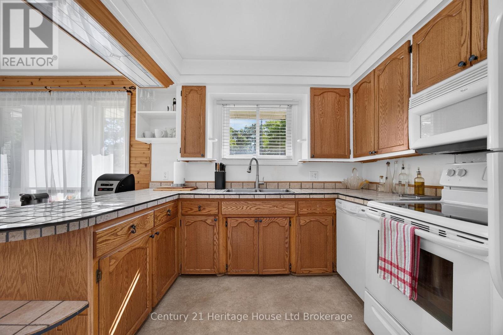 256 Markwell Street, Norfolk (Delhi), Ontario  N4B 2R2 - Photo 10 - X13711792
