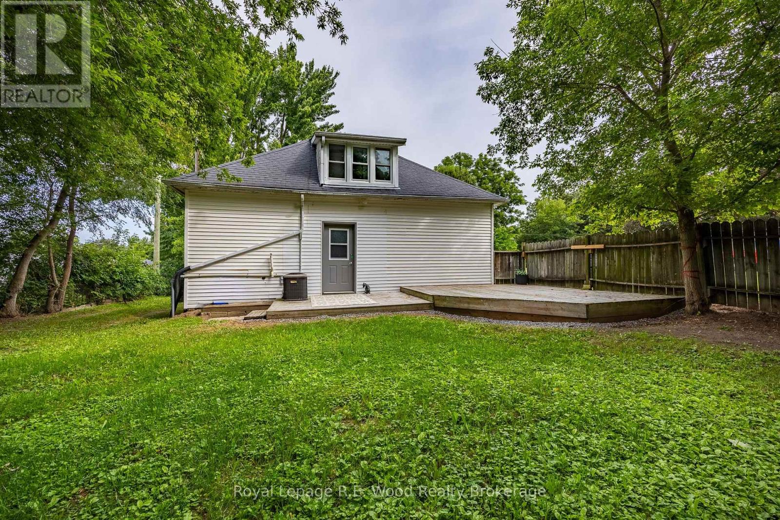 5 First Alley, Tillsonburg, Ontario  N4G 5P7 - Photo 4 - X13712842