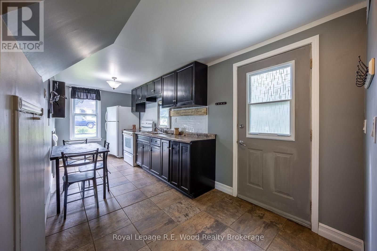 5 First Alley, Tillsonburg, Ontario  N4G 5P7 - Photo 6 - X13712842