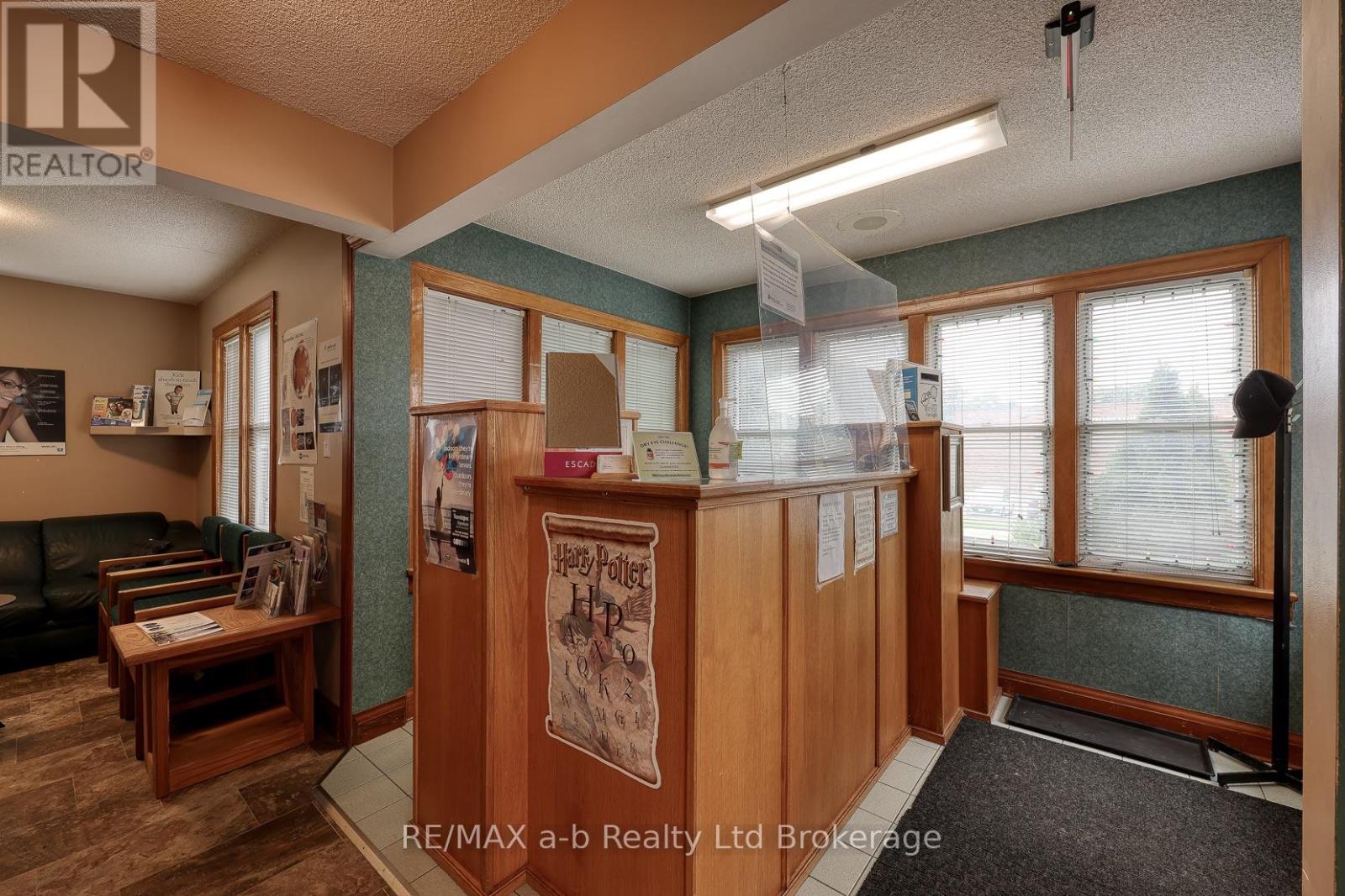 77 Charles Street W, Ingersoll (Ingersoll - South), Ontario  N5C 2L7 - Photo 6 - X13716330