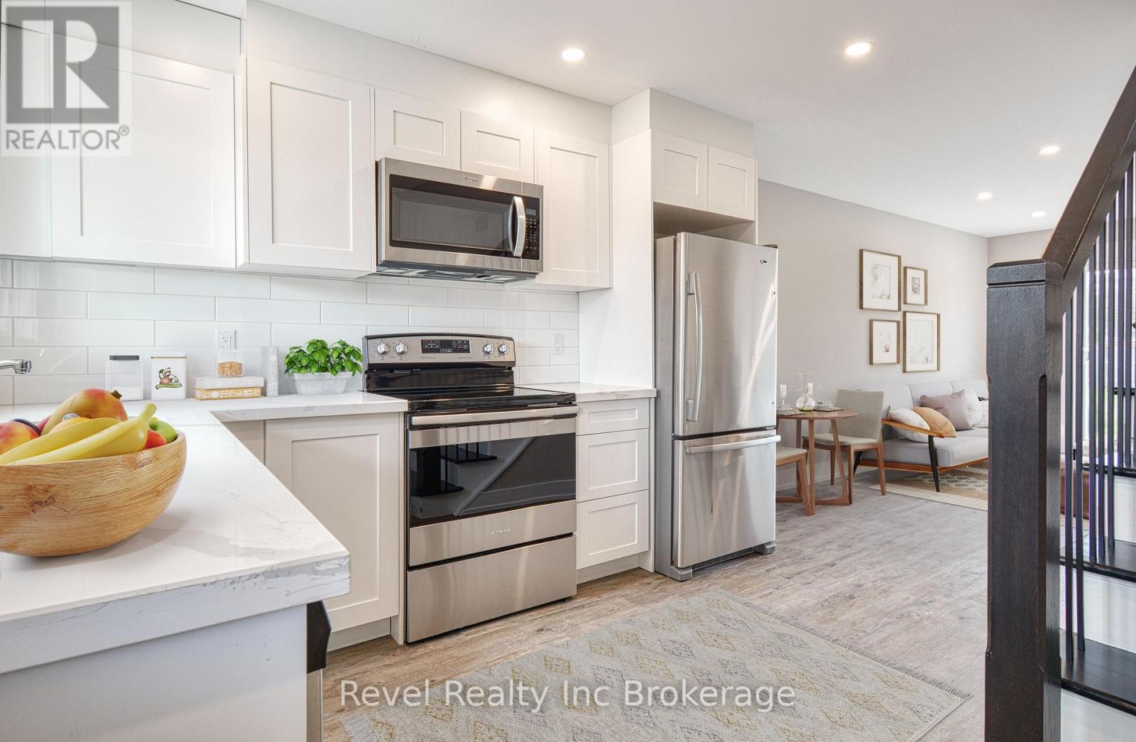 9 - 226 Clarke Street N, Woodstock (Woodstock - North), Ontario  N4S 7M7 - Photo 4 - X13716456