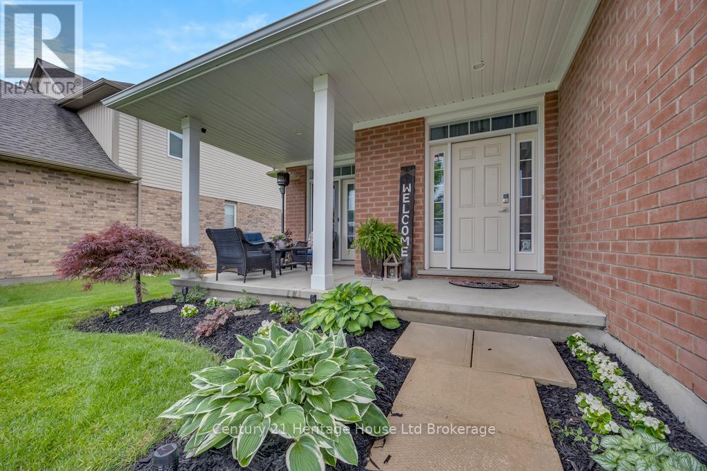29 Brookside Lane, Tillsonburg, Ontario  N4G 0A1 - Photo 3 - X13717162