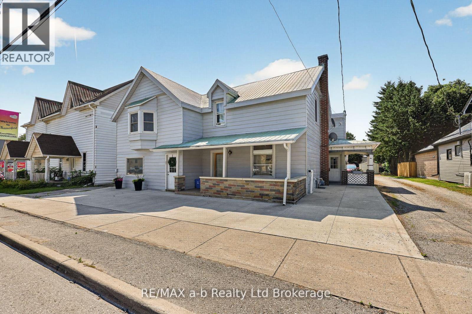 133 Dundas Street W, Zorra (Thamesford), Ontario  N0M 2M0 - Photo 2 - X13720462