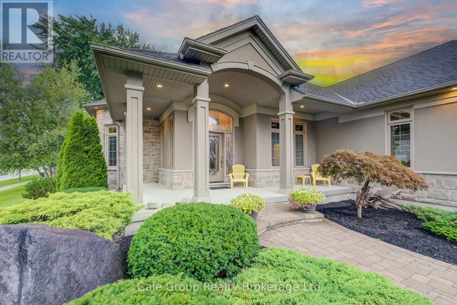 612 Lakeview Drive, Woodstock (Woodstock - North), Ontario  N4T 0A5 - Photo 3 - X13720878