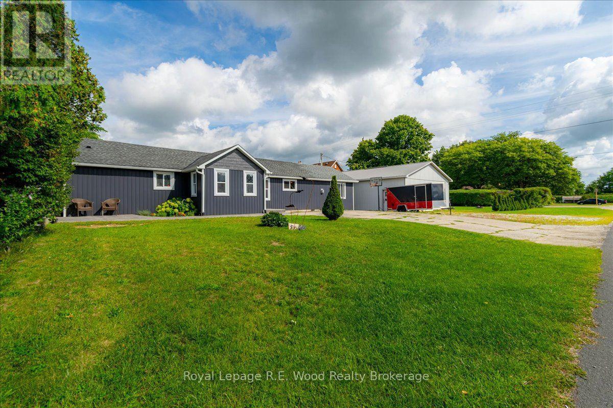 56 Queen Street, Norfolk (Langton), Ontario  N0E 1G0 - Photo 2 - X13721128