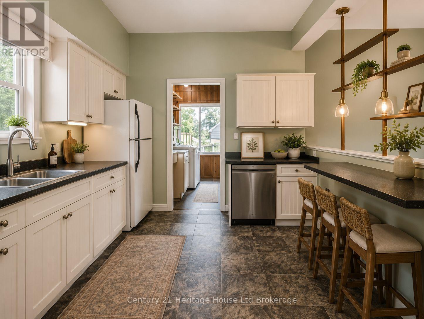 552 Hatch Street, Woodstock (Woodstock - South), Ontario  N4S 1N6 - Photo 12 - X13721260