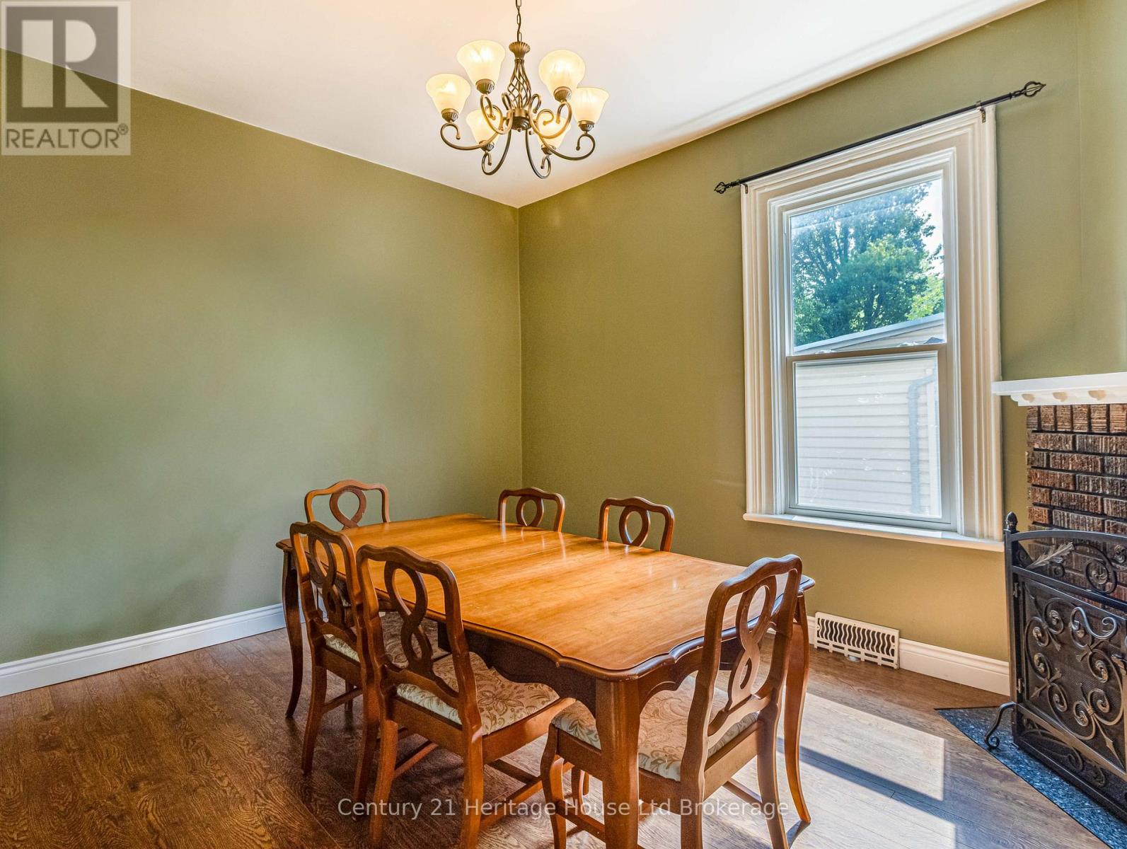 552 Hatch Street, Woodstock (Woodstock - South), Ontario  N4S 1N6 - Photo 9 - X13721260