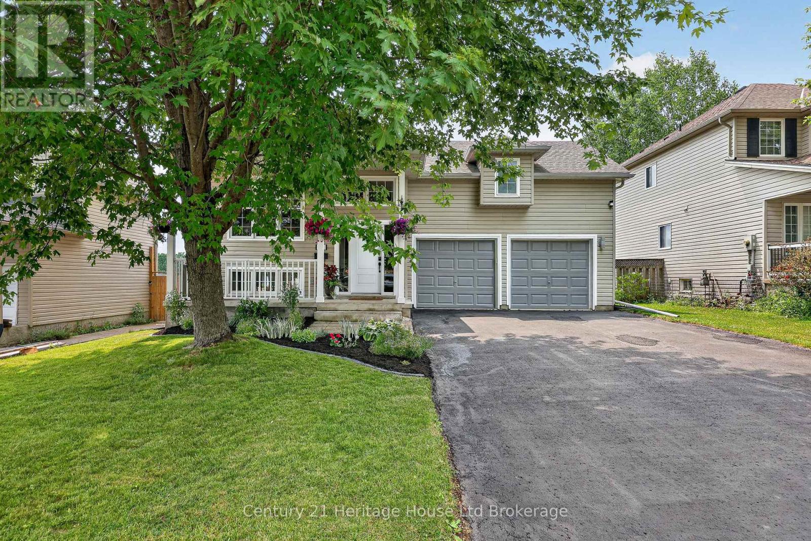 31 Owen Street, Ingersoll (Ingersoll - South), Ontario  N5C 4G7 - Photo 2 - X13723632