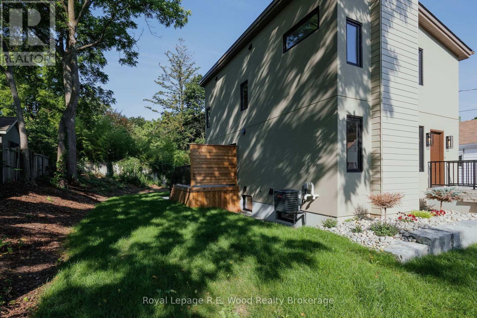 14 Lundy Lane, London South (South F), Ontario  N6C 3G5 - Photo 4 - X13727570
