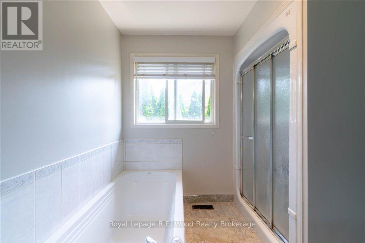 2 Oriole Crescent, Woodstock (Woodstock - North), Ontario  N4T 1T1 - Photo 18 - X13728190