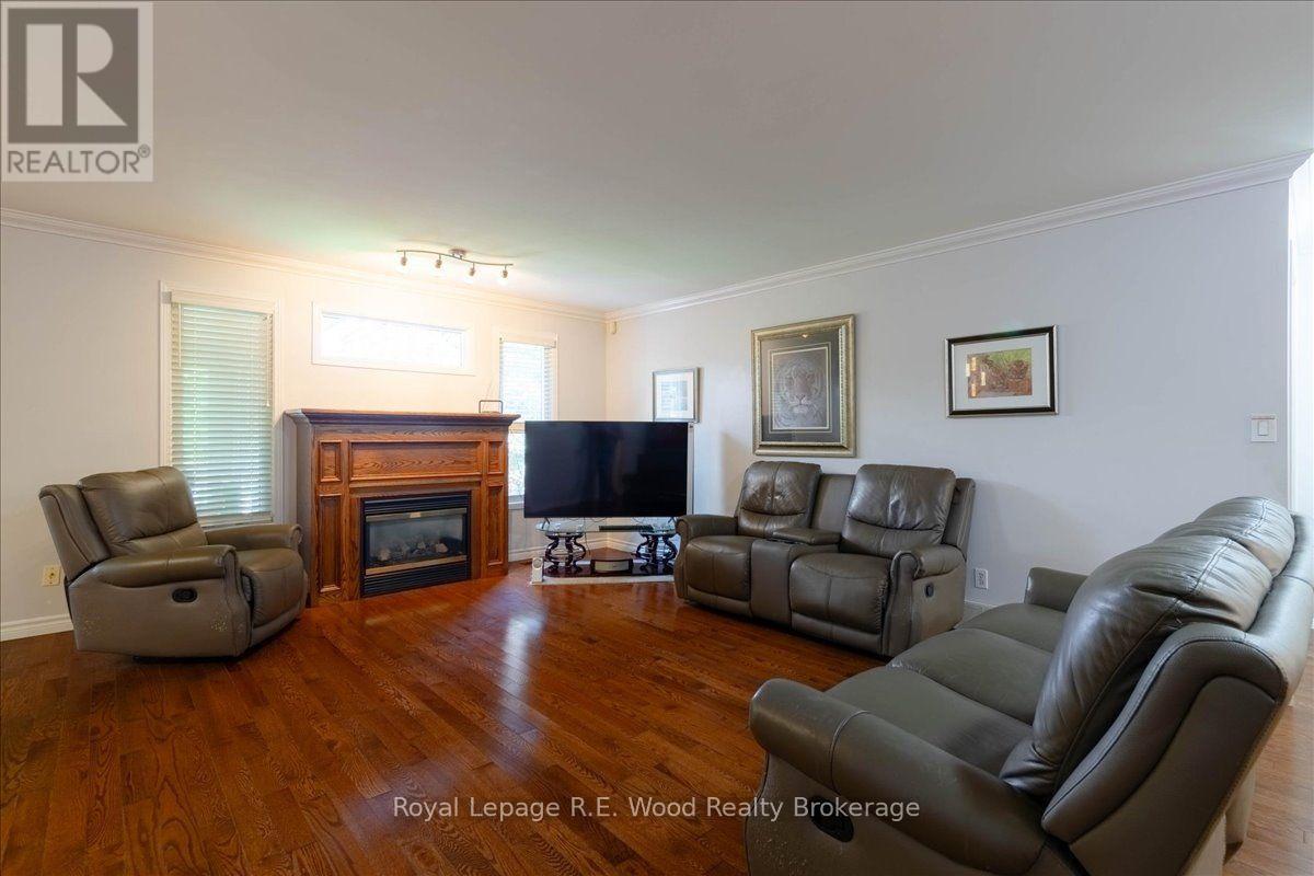2 Oriole Crescent, Woodstock (Woodstock - North), Ontario  N4T 1T1 - Photo 20 - X13728190