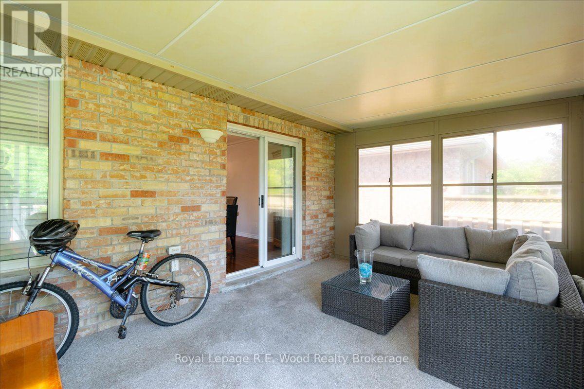 2 Oriole Crescent, Woodstock (Woodstock - North), Ontario  N4T 1T1 - Photo 31 - X13728190