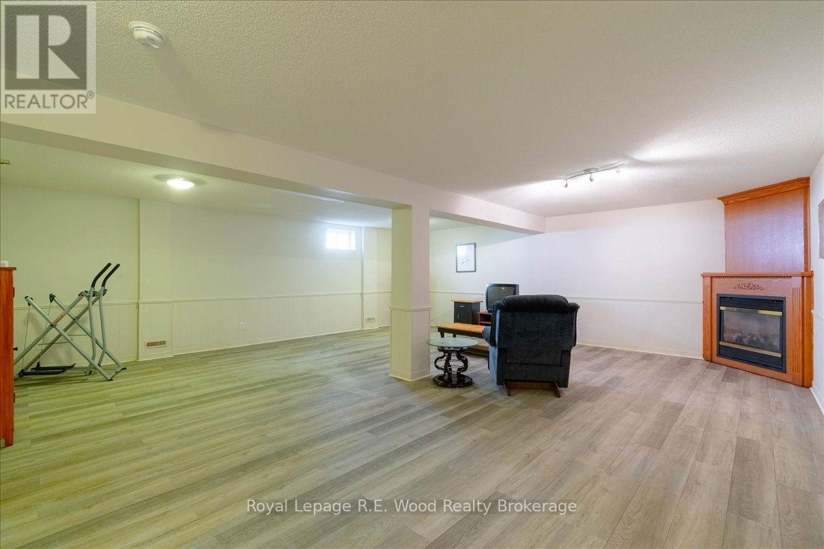 2 Oriole Crescent, Woodstock (Woodstock - North), Ontario  N4T 1T1 - Photo 33 - X13728190
