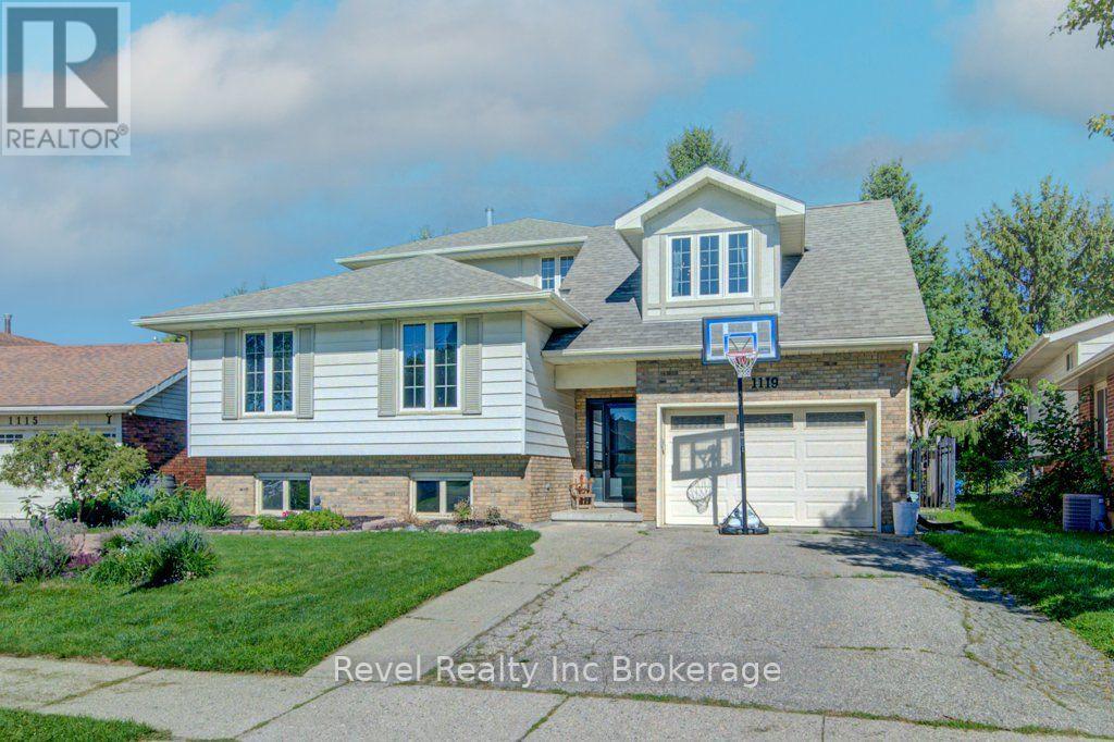1119 Mohawk Street, Woodstock (Woodstock - North), Ontario  N4T 1A6 - Photo 2 - X13728272