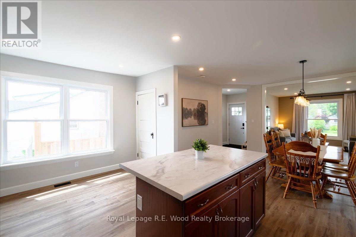 34 King Street, Tillsonburg, Ontario  N4G 3E5 - Photo 12 - X13730178