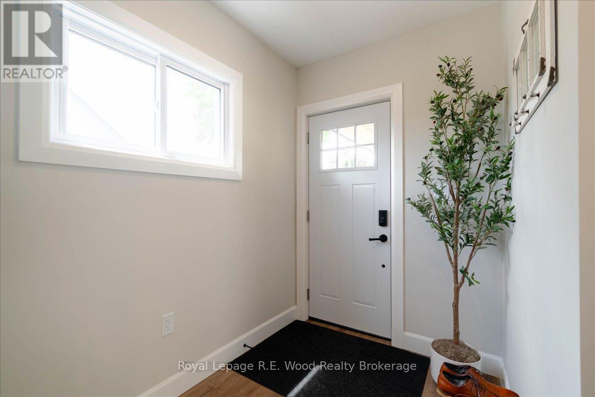 34 King Street, Tillsonburg, Ontario  N4G 3E5 - Photo 4 - X13730178