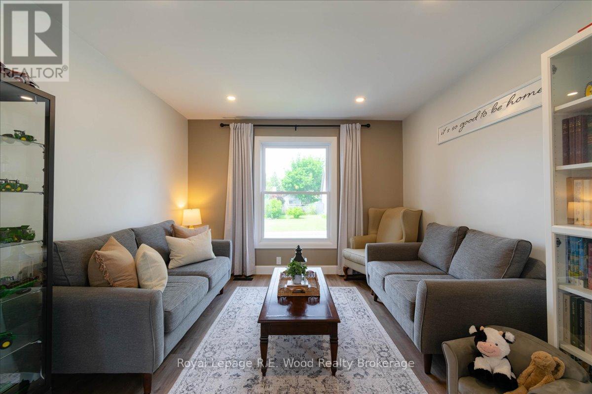 34 King Street, Tillsonburg, Ontario  N4G 3E5 - Photo 7 - X13730178
