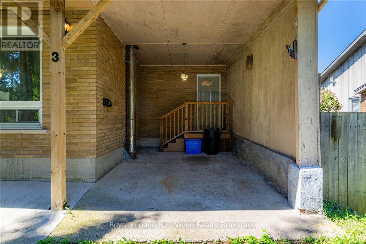 3 Myrtle Street, Tillsonburg, Ontario  N4G 4G4 - Photo 4 - X13733428