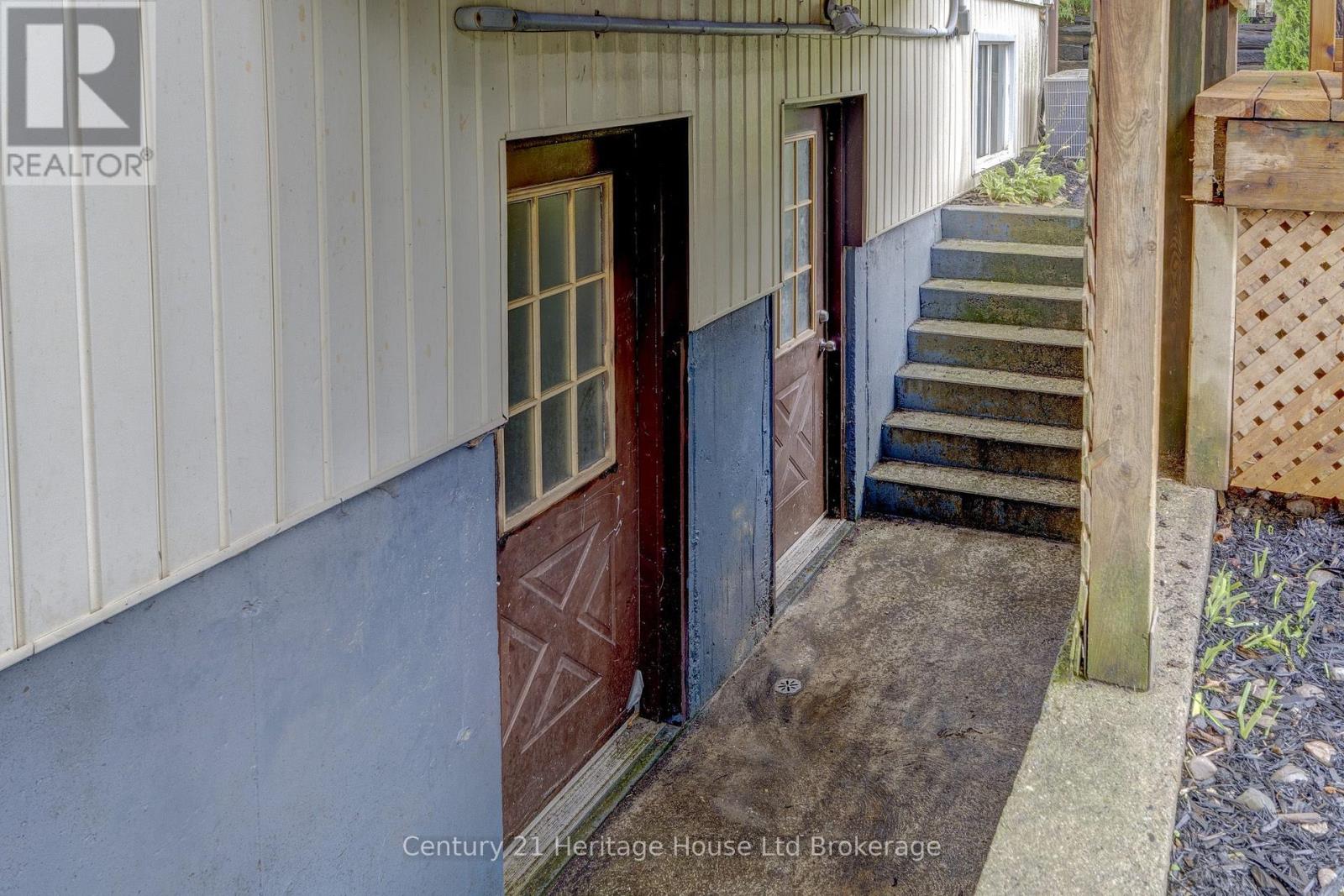 217-219 Merritt Street, Ingersoll (Ingersoll - South), Ontario  N5C 3A4 - Photo 8 - X13735052
