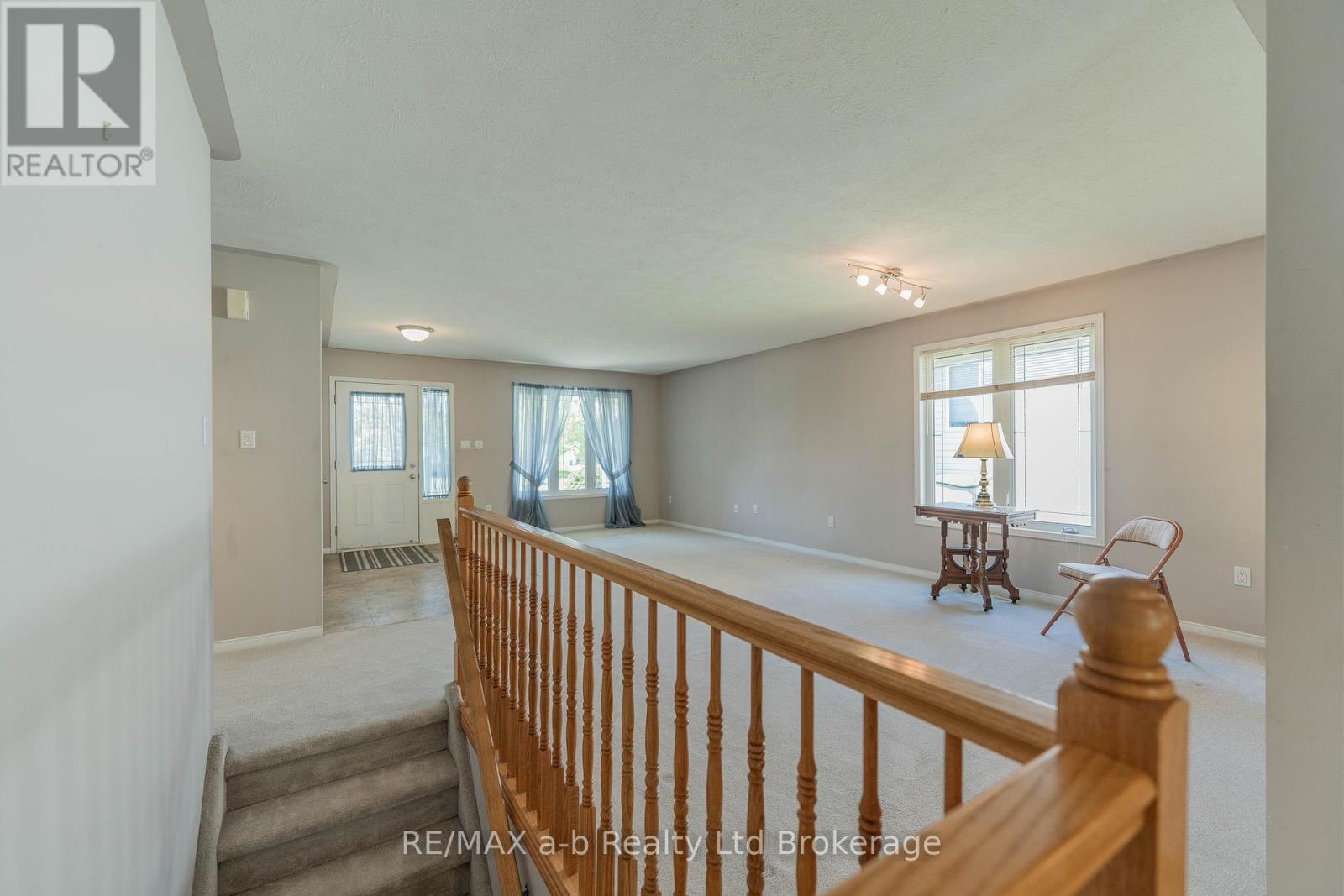 44 Beech Boulevard, Tillsonburg, Ontario  N4G 5R8 - Photo 12 - X13735144