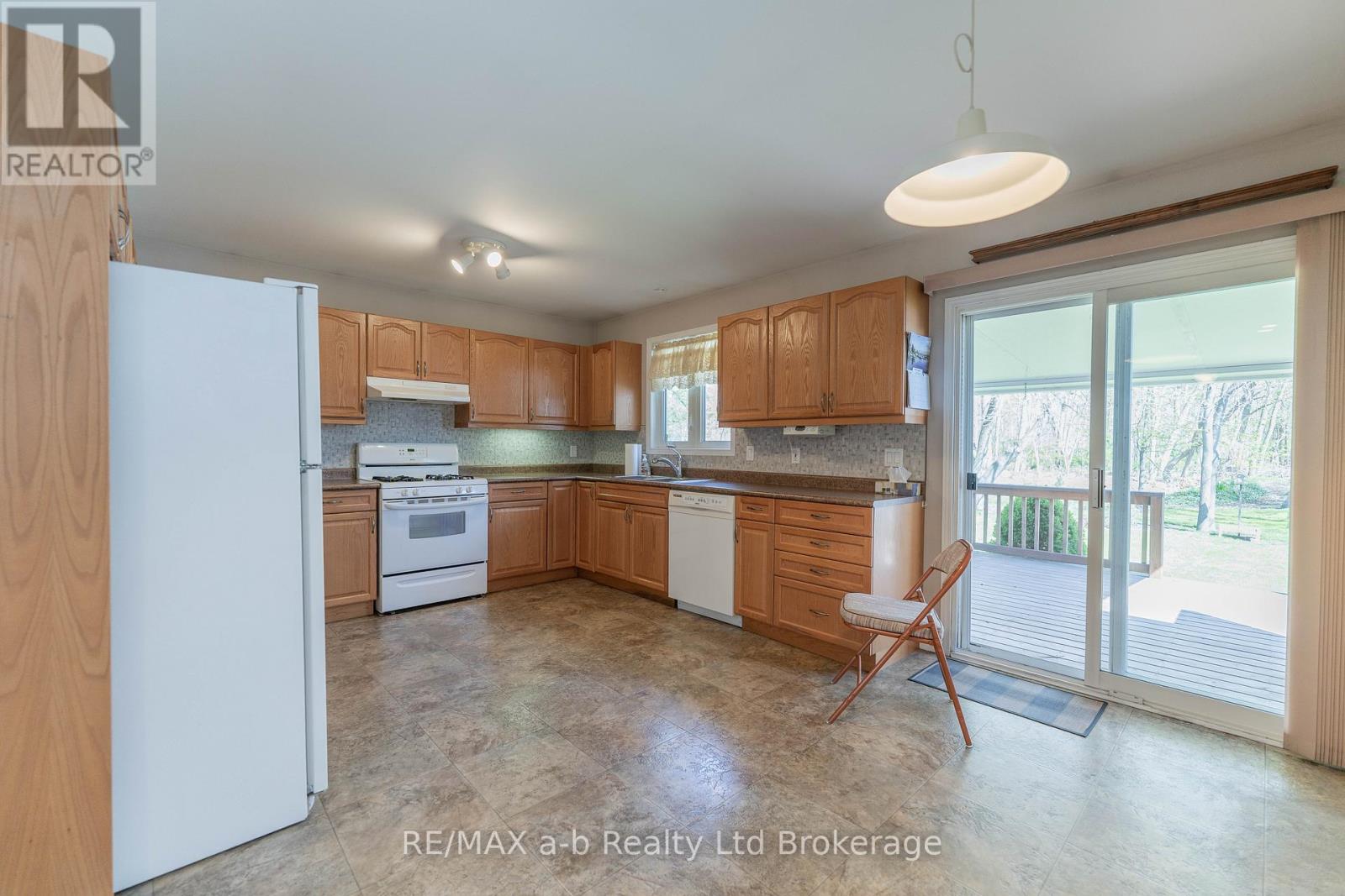 44 Beech Boulevard, Tillsonburg, Ontario  N4G 5R8 - Photo 14 - X13735144