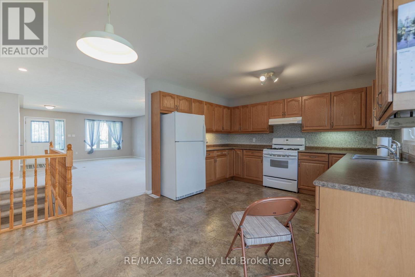 44 Beech Boulevard, Tillsonburg, Ontario  N4G 5R8 - Photo 17 - X13735144
