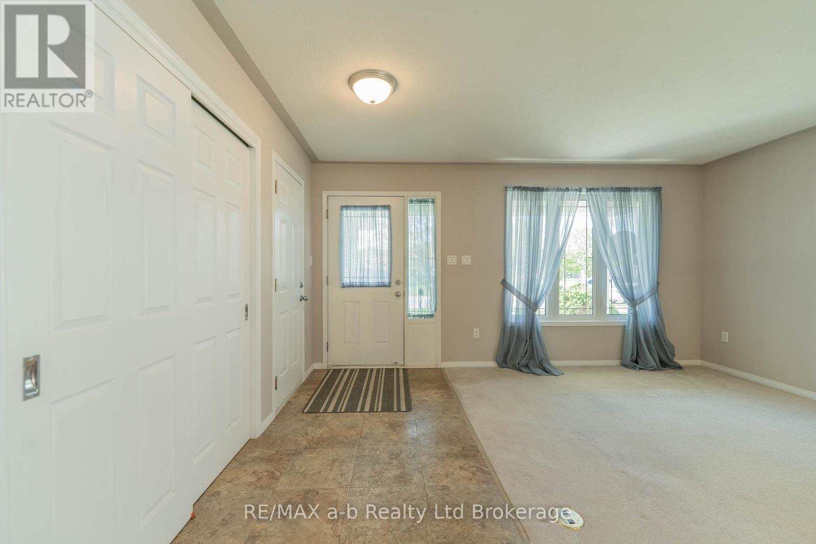 44 Beech Boulevard, Tillsonburg, Ontario  N4G 5R8 - Photo 7 - X13735144