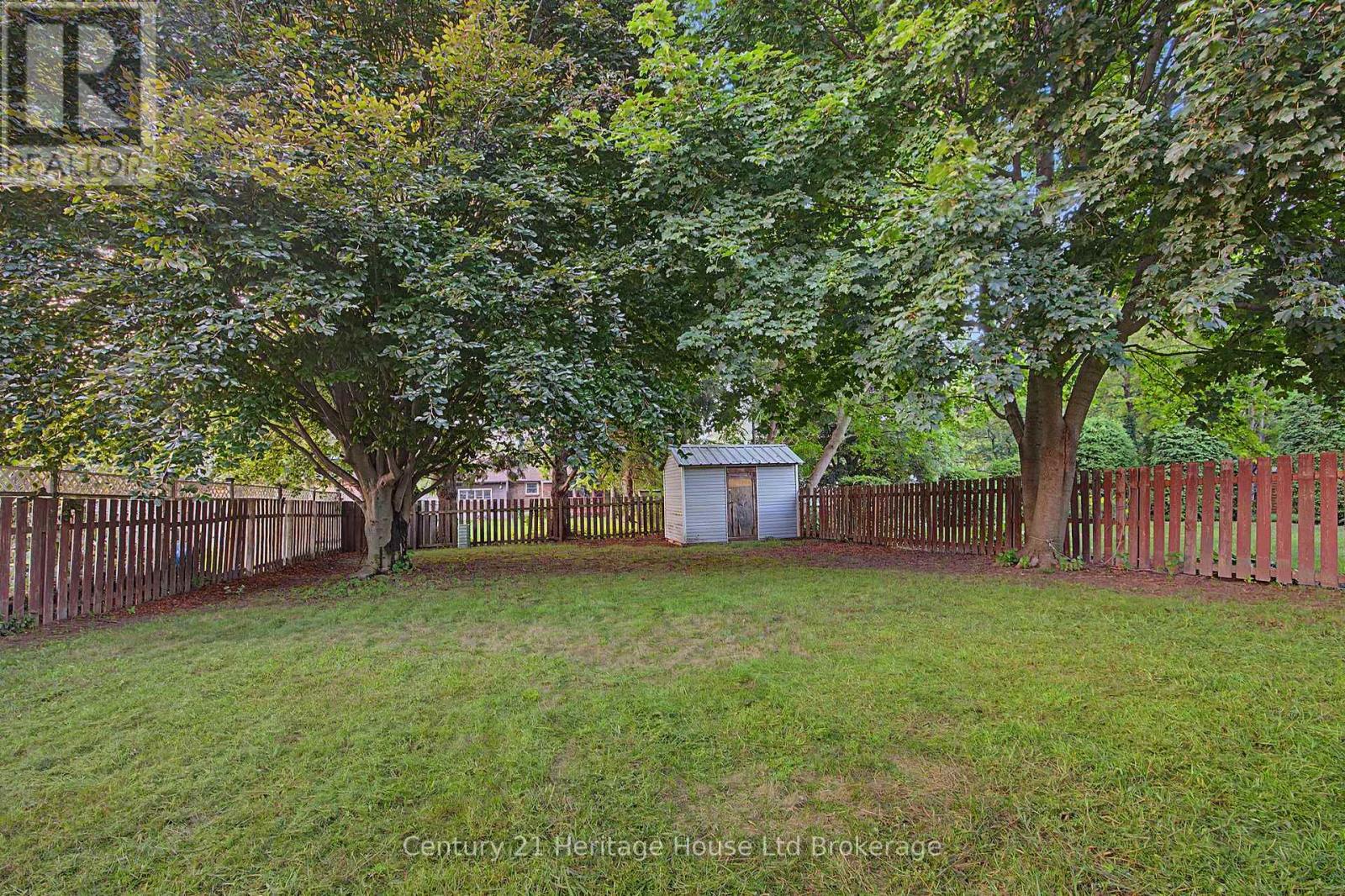 34 Centennial Avenue, Tillsonburg, Ontario  N4G 4R6 - Photo 20 - X13736084