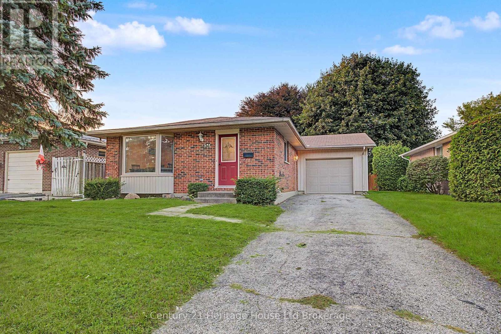 34 Centennial Avenue, Tillsonburg, Ontario  N4G 4R6 - Photo 23 - X13736084