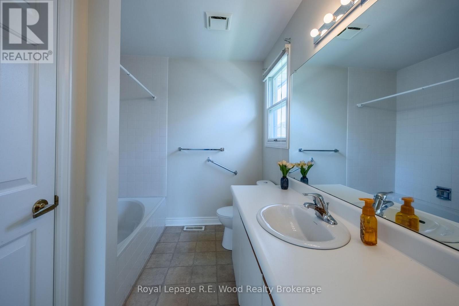 7 Seres Drive, Tillsonburg, Ontario  N4G 5E6 - Photo 22 - X13736718