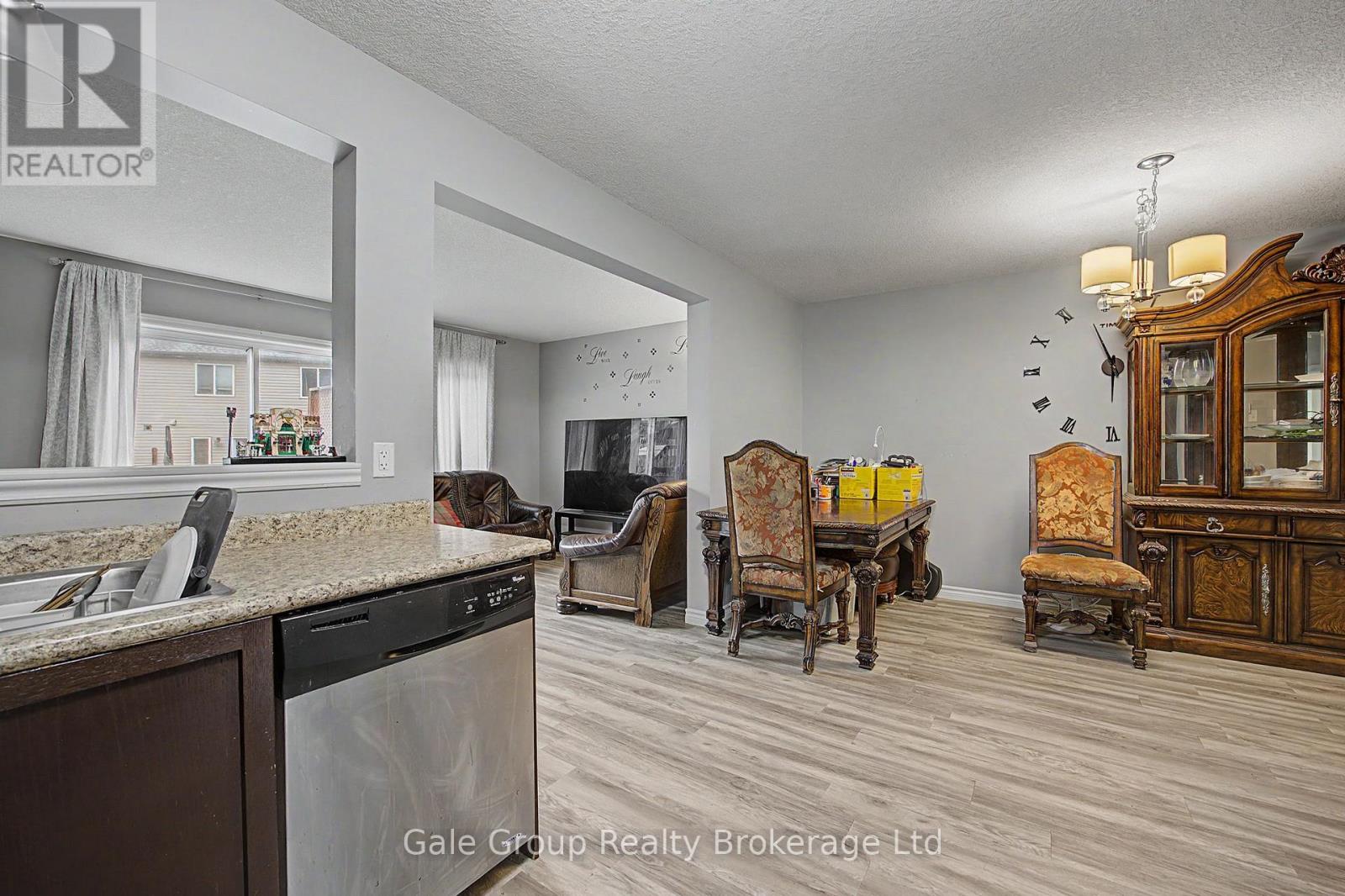 717 Crawford Crescent, Woodstock (Woodstock - South), Ontario  N4S 8Z5 - Photo 6 - X13736862
