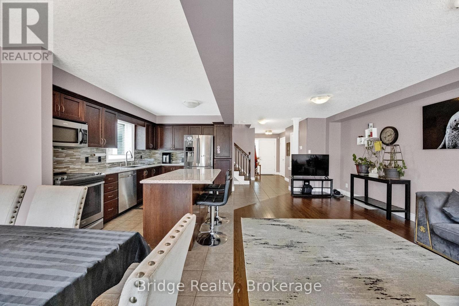 880 Frontenac Crescent, Woodstock (Woodstock - South), Ontario  N4V 0A8 - Photo 19 - X13741726