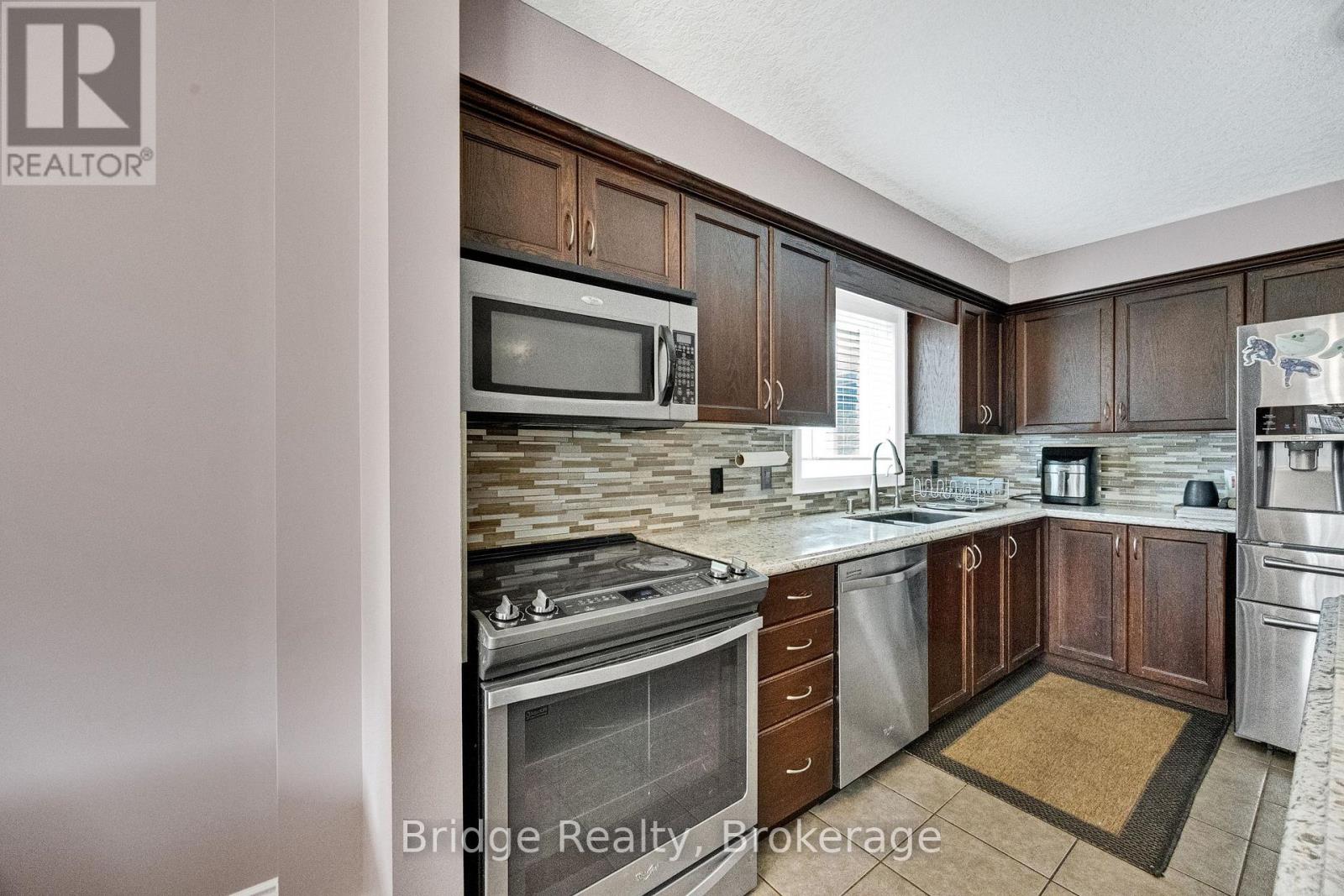 880 Frontenac Crescent, Woodstock (Woodstock - South), Ontario  N4V 0A8 - Photo 20 - X13741726