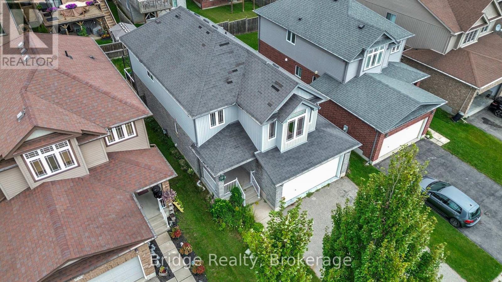 880 Frontenac Crescent, Woodstock (Woodstock - South), Ontario  N4V 0A8 - Photo 3 - X13741726