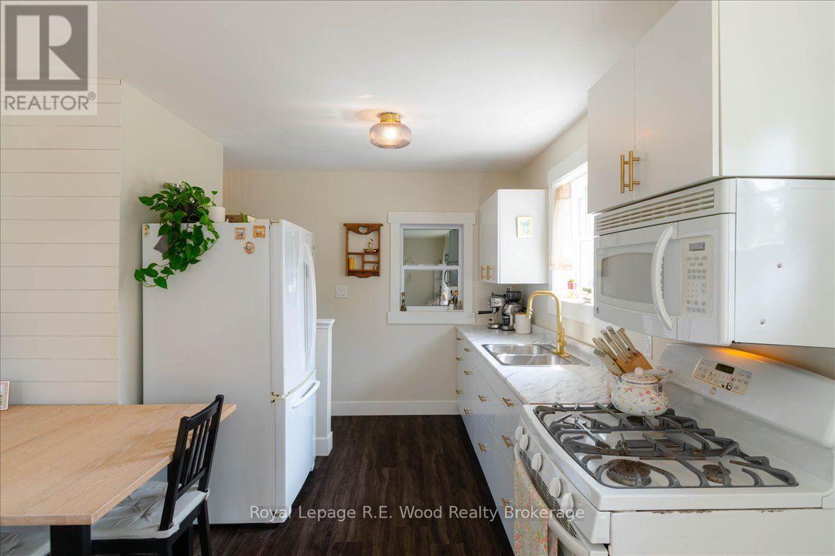 69 Ann Street, Norfolk (Delhi), Ontario  N4B 1H6 - Photo 4 - X13744120